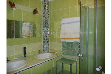 Eslovaquia Chata Kriváň, Exterior